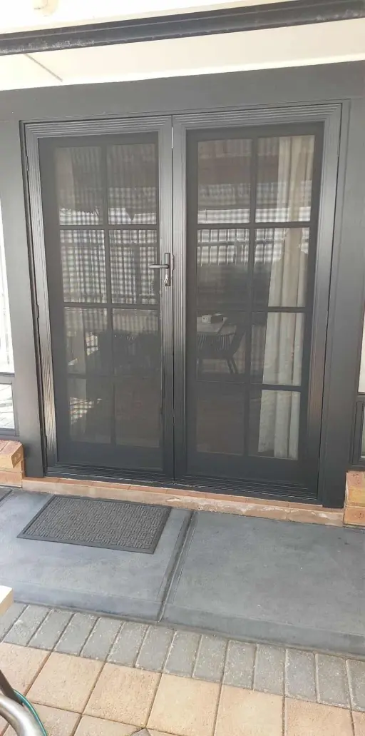 Secure View Double Hinged